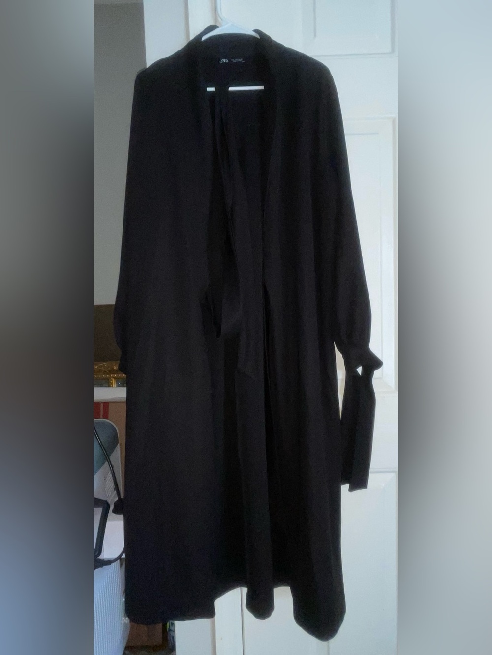 Zara Women’s Black Trench Coat with Tie Detail (Size L)
